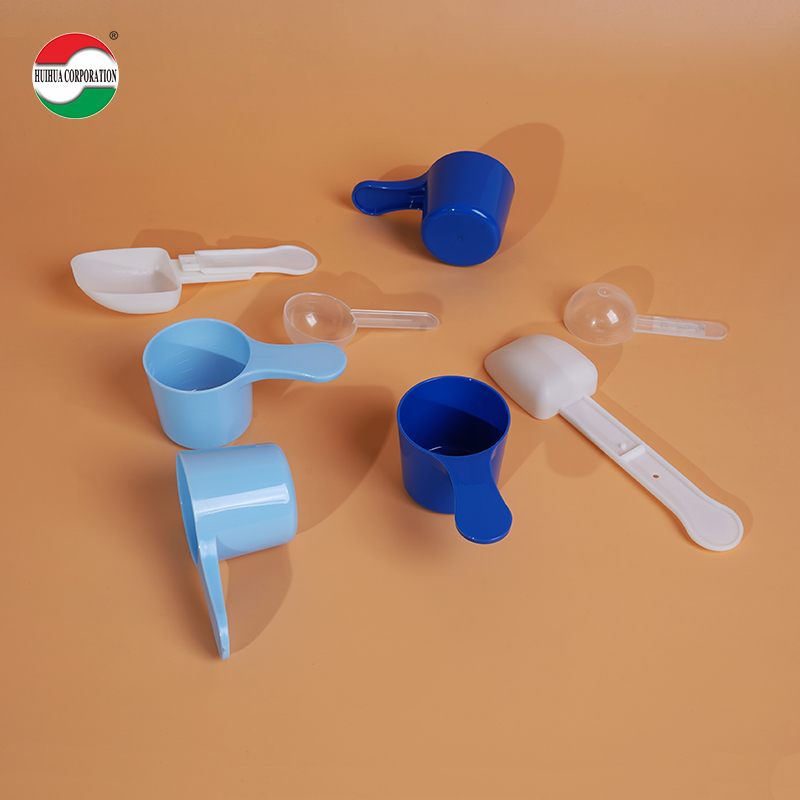 plastic spoon plastic spoon